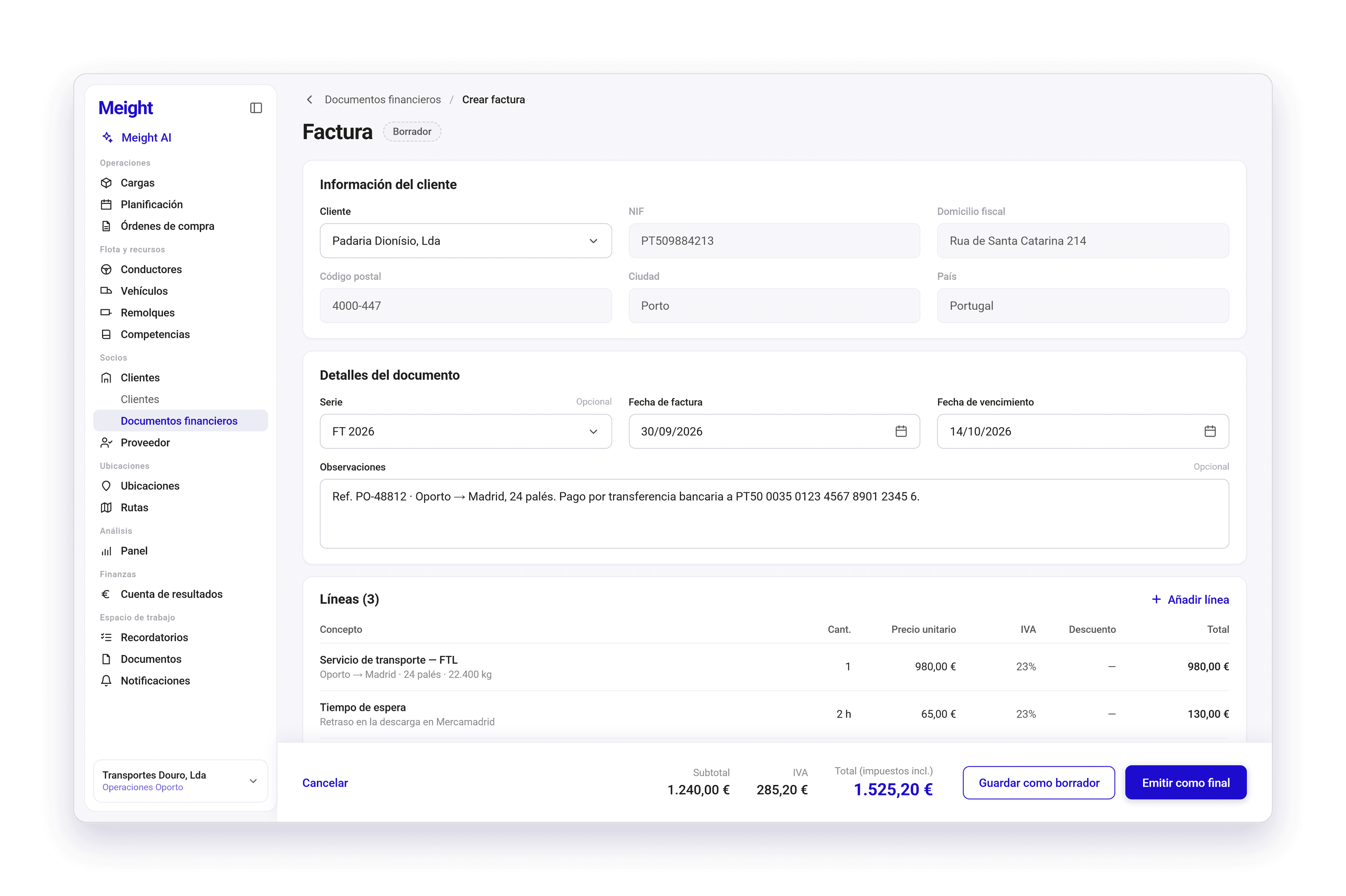 La página Crear factura en Meight. Información del cliente tiene el cliente, el NIF y el domicilio, Detalles del documento tiene la serie, la fecha de factura, la fecha de vencimiento y las observaciones, y Líneas lista cada línea con la cantidad, el precio unitario, el IVA y el total. Una barra abajo muestra el subtotal, el IVA y el total con impuestos, con los botones Guardar como borrador y Emitir como final.
